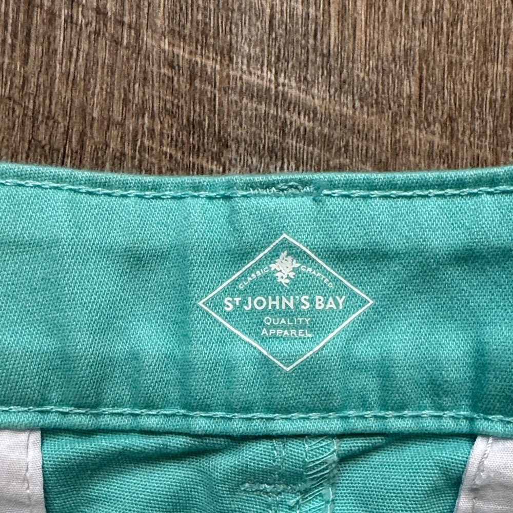 St. John's Bay Turquoise Capris - Picture 2 of 10